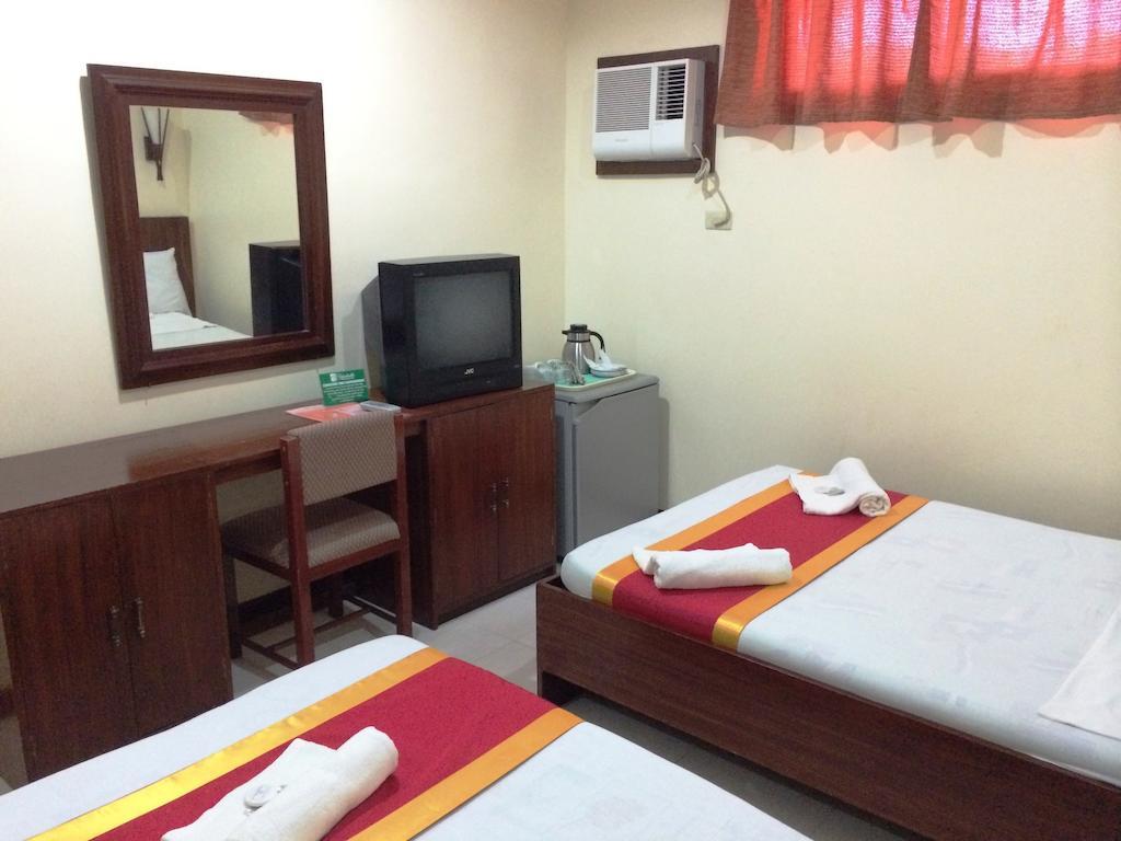 Bed and Breakfast Ysabelle Mansion Puerto Princesa Zewnętrze zdjęcie