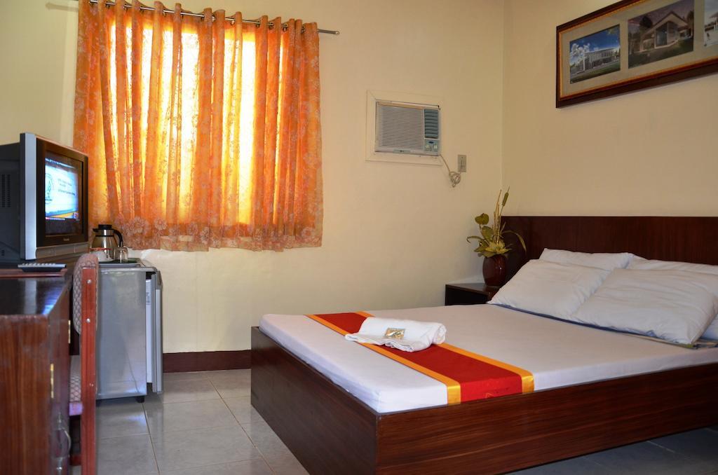Bed and Breakfast Ysabelle Mansion Puerto Princesa Pokój zdjęcie